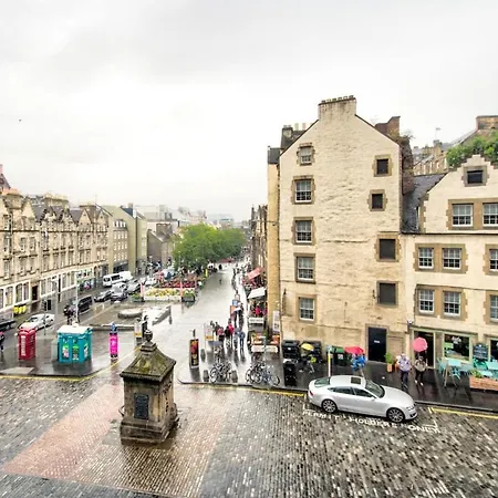 Guestready - In The Historic Grassmarket For 2 Guests *