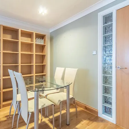 Διαμέρισμα Pass The Keys Modern & Roomy Apt With Great Viewsfree Parking!
