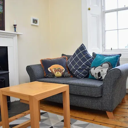 Daire Castle Wynd - Historic Castle Views Central *