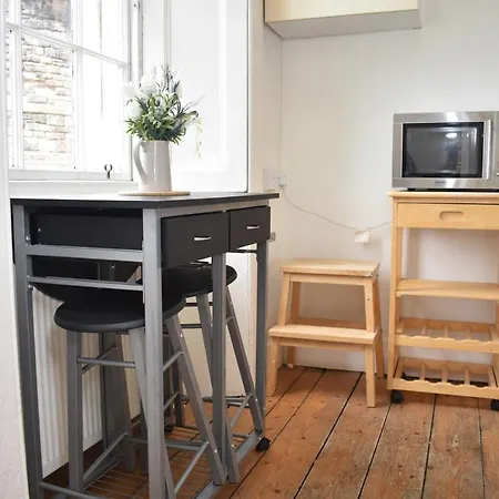 Castle Wynd - Historic Castle Views Central Appartement *