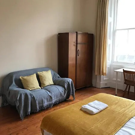 Apex Haymarket Station * 爱丁堡