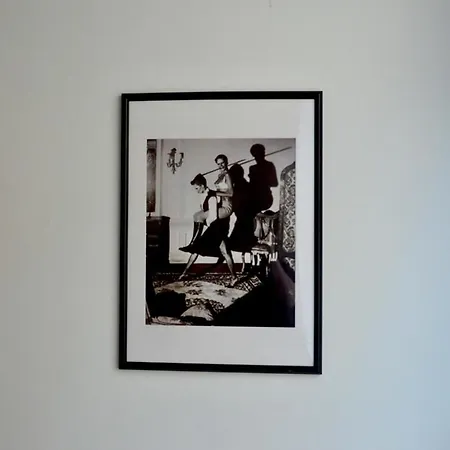 Apartment And Inviting 2 Bedroom Perfect For Festival