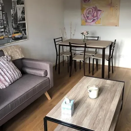 Centre 2 Bedroom *