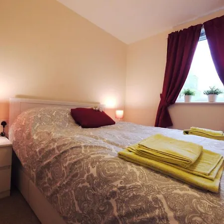 Central Elegant 2 Bed *