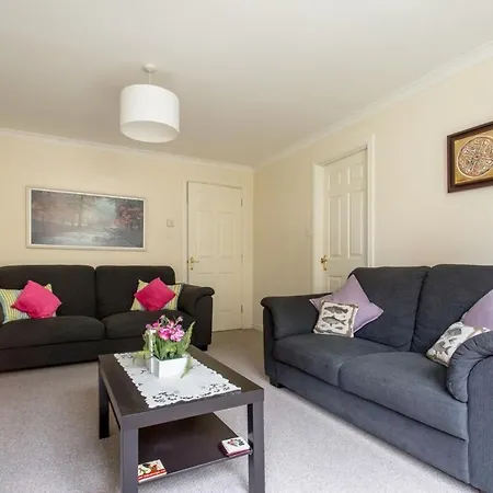 Central Elegant 2 Bed