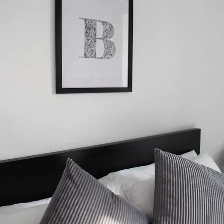 Unique 3 Bedroom Modern Penthouse * Edynburg