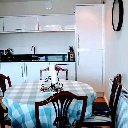 Apartment Modern In *