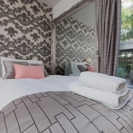 Holyrood - Luxury With Parking Appartement