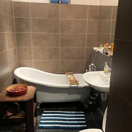 Apartment Spacious New Town Flat- City Centre Edinburgh