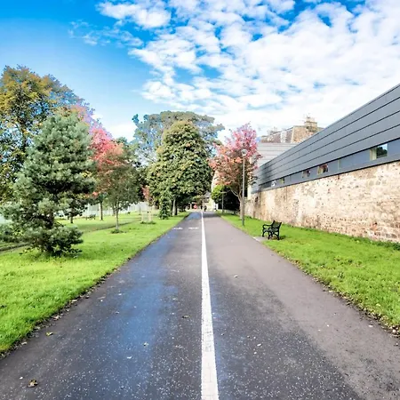 Guestready - By The Meadows Close To City Center Apartment *