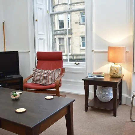 Blackwood Crescent - Traditional 2br Tenement Flat Next To Summerhall Apartment Edinburgh