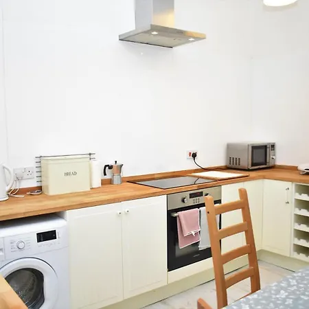 Apartment Blackwood Crescent - Traditional 2br Tenement Flat Next To Summerhall Edinburgh