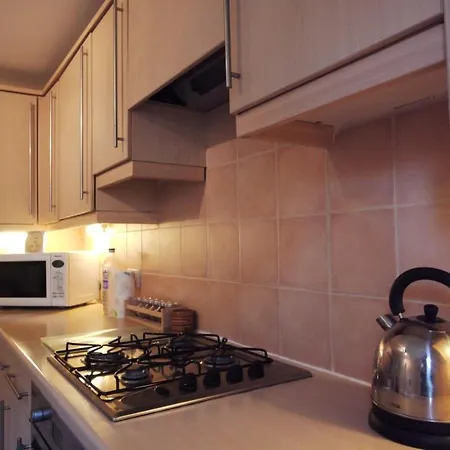 Central Elegant 2 Bed *