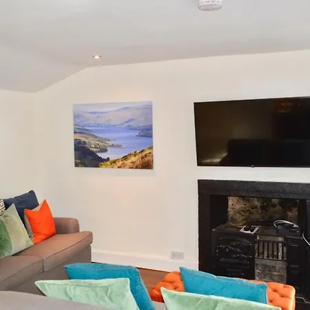 Stunning New Town Close To City Centre
