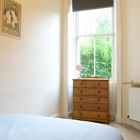 Beautiful Traditional 3 Bedroom In Apartmán *