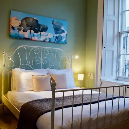 Grand New Town 2 Bedroom In דירה אדינבורו