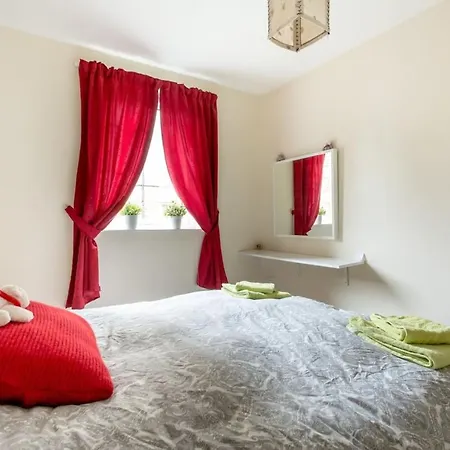 Central Elegant 2 Bed Appartement *