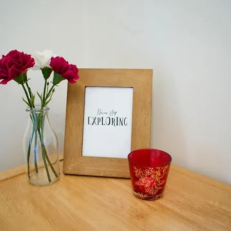 Modern 2 Bedroom Ground Floor Flat Apartamento *