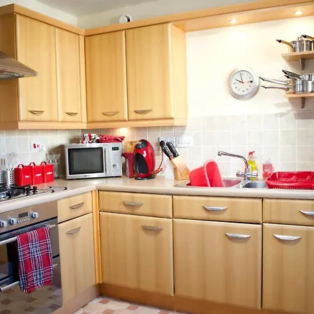Daire Beautiful 2 Bedroom 2 Bathroom Apt Edinburgh