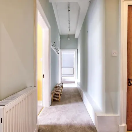 Guestready - By The Meadows Close To City Center Apartment Edinburgh