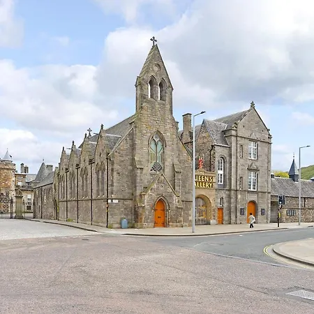 아파트 Joivy Contemporary Royal Mile With Balcony