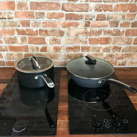 아파트 Good Times Elm Row Centre