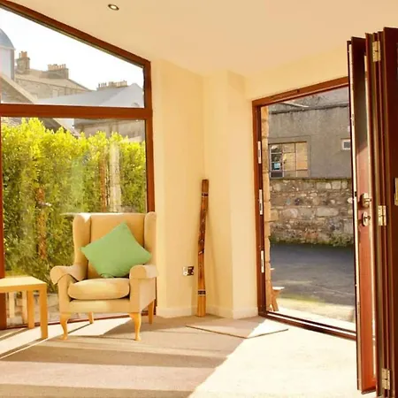 公寓 Altido Superb Terraced House With Patio In Leith 爱丁堡