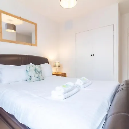 Bright And Cosy Flat At The Heart Of The Old Town - Pass The Keys Édimbourg