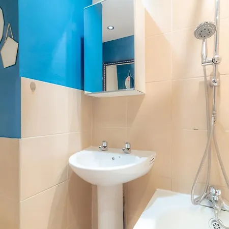 Glorious Pet Friendly Escape To A Victorian Haven By The Sea Διαμέρισμα *