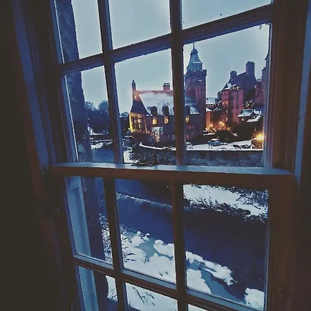 Edinburgh's Dean Village River View Retreat Nocleg ze śniadaniem