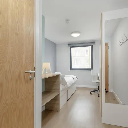 Joivy Affordable - Adults Only * Edimburgo