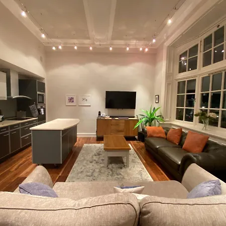 Royal Mile Mansions By Apartamento