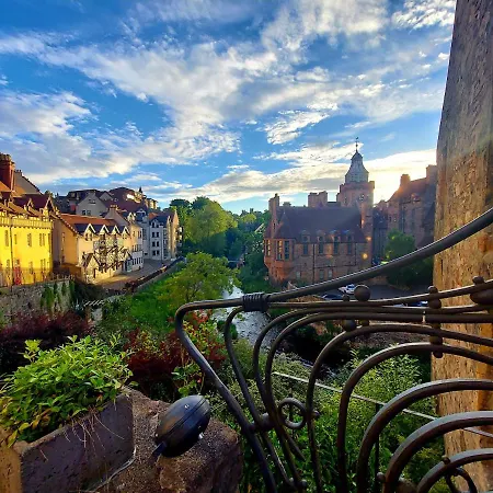 Nocleg ze śniadaniem Edinburgh's Dean Village River View Retreat *