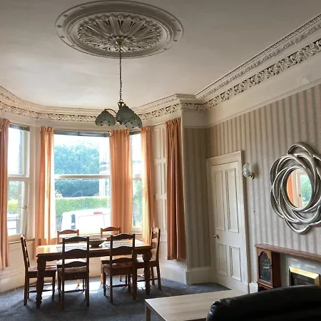 Appartamento Victorian 3 Bedroom With Free Parking And Private Garden Edimburgo