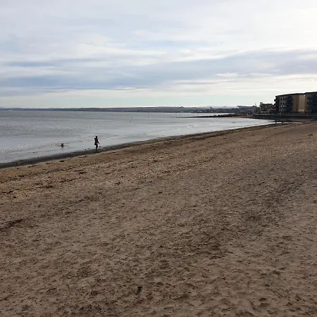 Daire Kings Road - Seaside Retreat 15 Minutes To Central Edinburgh