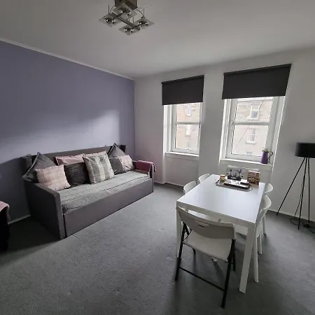 Bespoke Tours Scotland @ Morrison Street Edimburgo