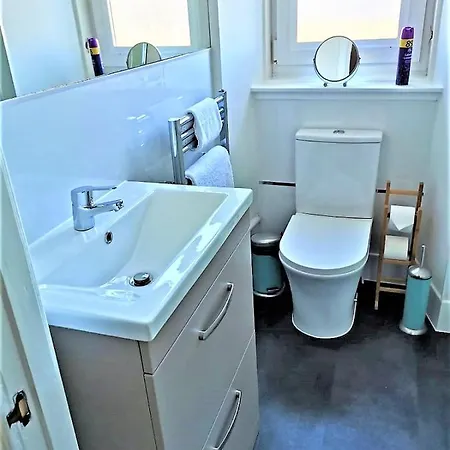 Kings Road - Seaside Retreat 15 Minutes To Central * Edinburgh