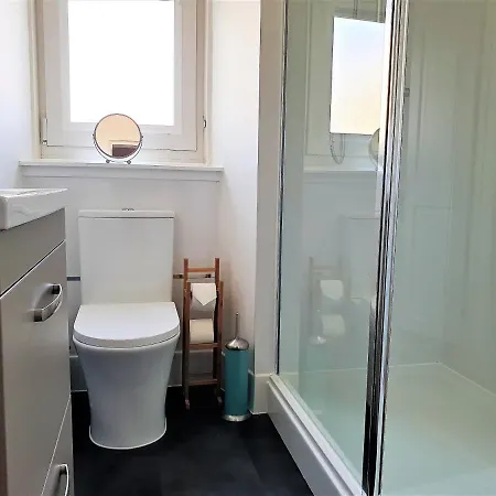 Kings Road - Seaside Retreat 15 Minutes To Central *