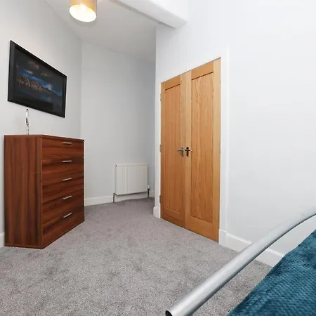Stunning 2 Bed Nr The Royal Mile & The Castle 아파트