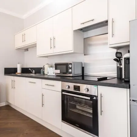 Apartamento Bright New Town 2br-1ba, 1 Min To George St - Free Parking By Bonjour Residences *