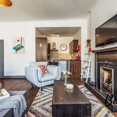 Spacious Royal Mile 4br-2,5ba - Free Parking By Bonjour Residences Appartement *