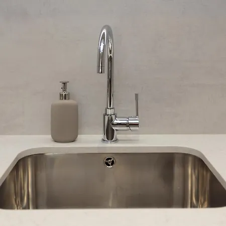 Dragon - Centre 1 Bed דירה