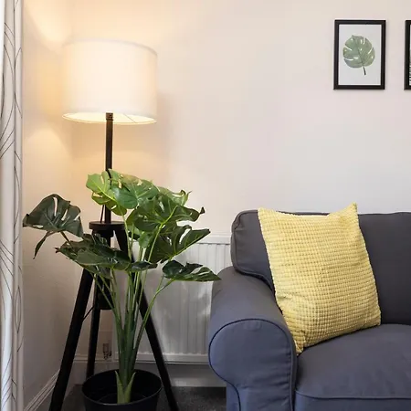 Apartment Joivy Beautiful Mews Near Princes Street *