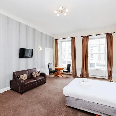 Affittacamere Castle Street 3*