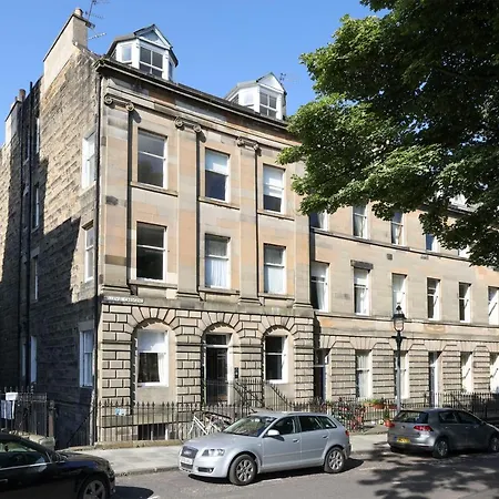 Joivy Fantastic New Town Flat With Shared Garden *