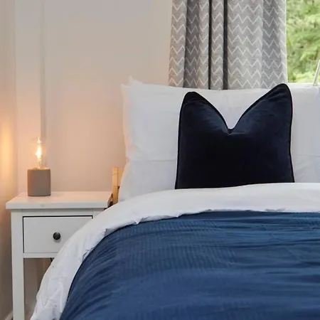Stunning Townhouse // Sleeps 8 * 爱丁堡