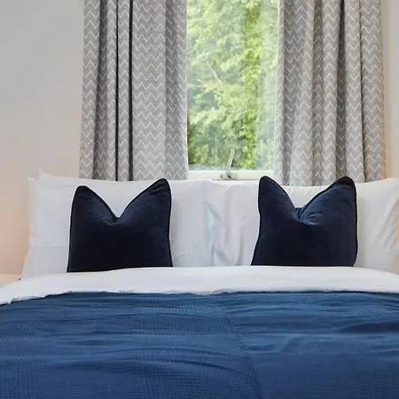 Stunning Townhouse // Sleeps 8 爱丁堡