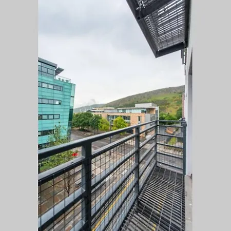 Royal Mile & Arthur's Seat Apt With Private Parking Appartamento