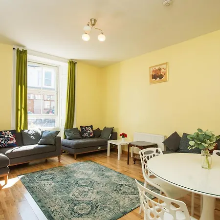 7 Bedroom Townhouse Hébergement de vacances *