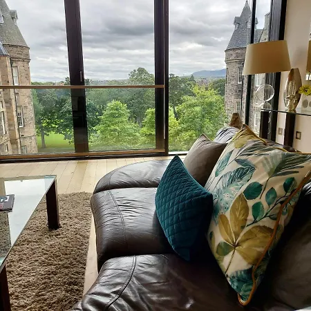 Quartermile Luxury Landing * Edinburgh